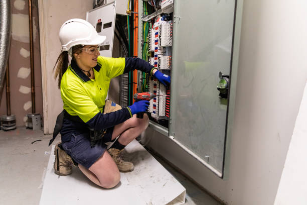Best Circuit Breaker Repair  in Lockland, OH