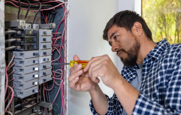Best Affordable Emergency Electrician  in Lockland, OH